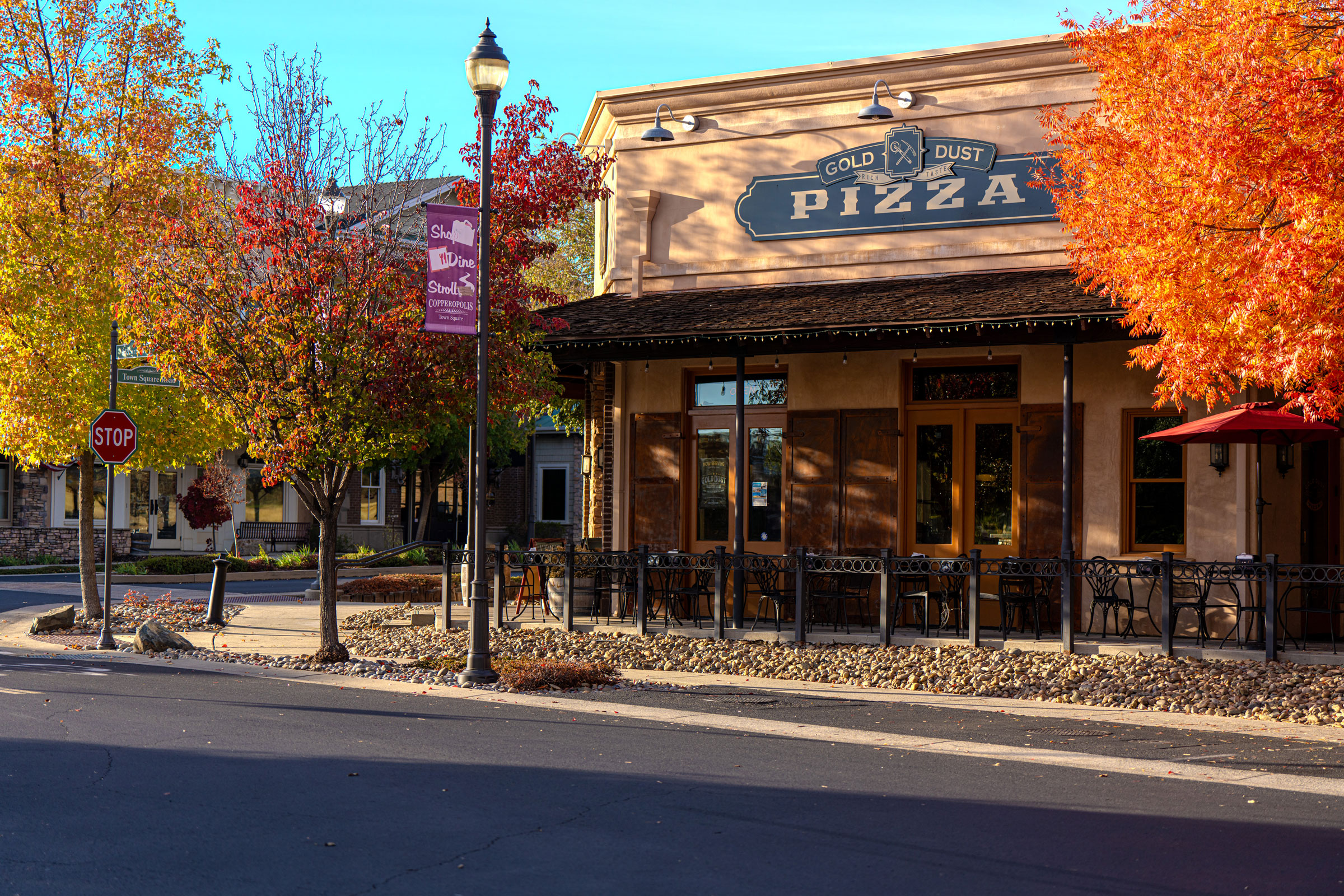 Gold Dust Pizza Copperopolis Patio