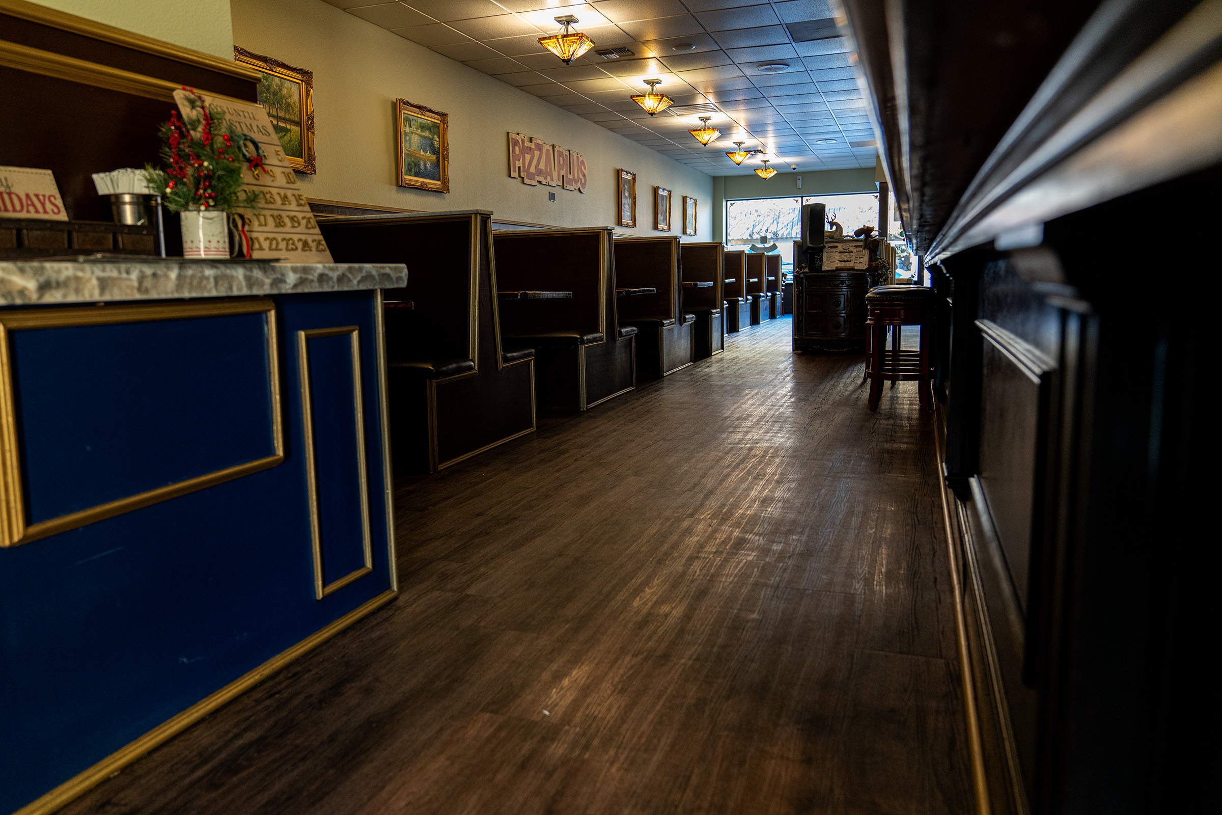 Gold Dust Pizza Ripon Interior
